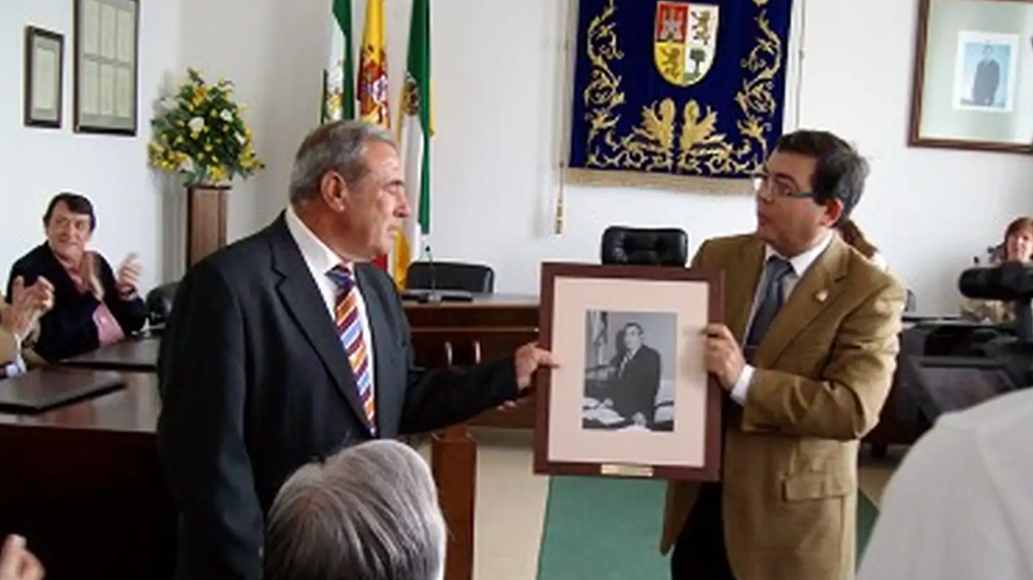 Homenaje a Pedro Benítez, exalcalde de Campillos