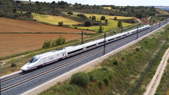 Tren AVE de Renfe