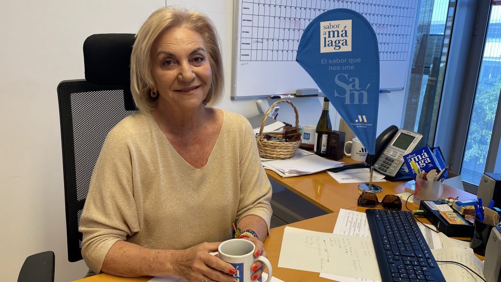 Leonor García-Agua, directora de Sabor a Málaga en su despacho