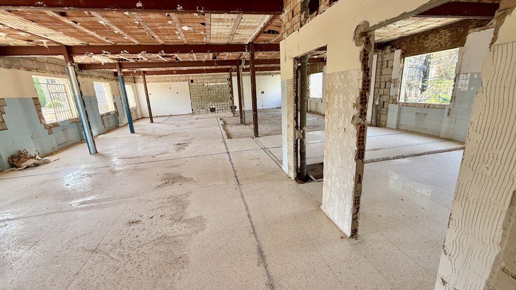 20260618 Bilba concluye las labores de demolición interior del antiguo ambulatorio de Antequera