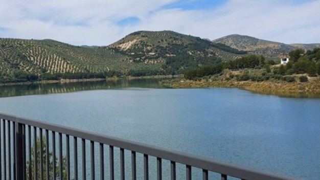 20260511 Embalse de Iznájar (foto Ayuntamiento de Inzájar)