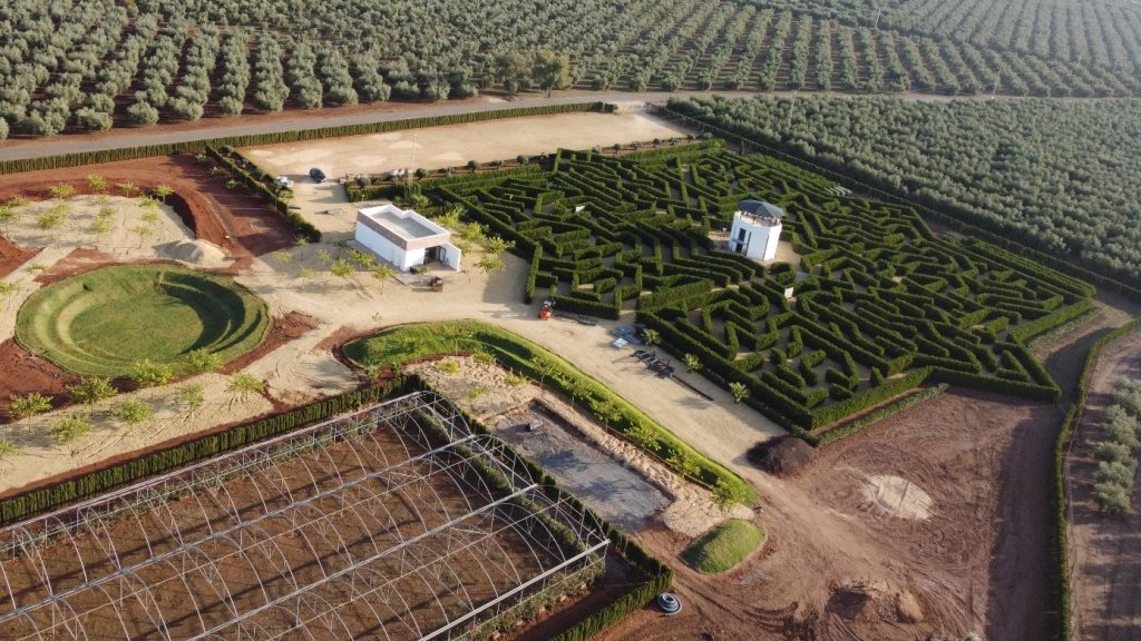 Instalaciones del Laberintus Park en el término municipal de Humilladero
