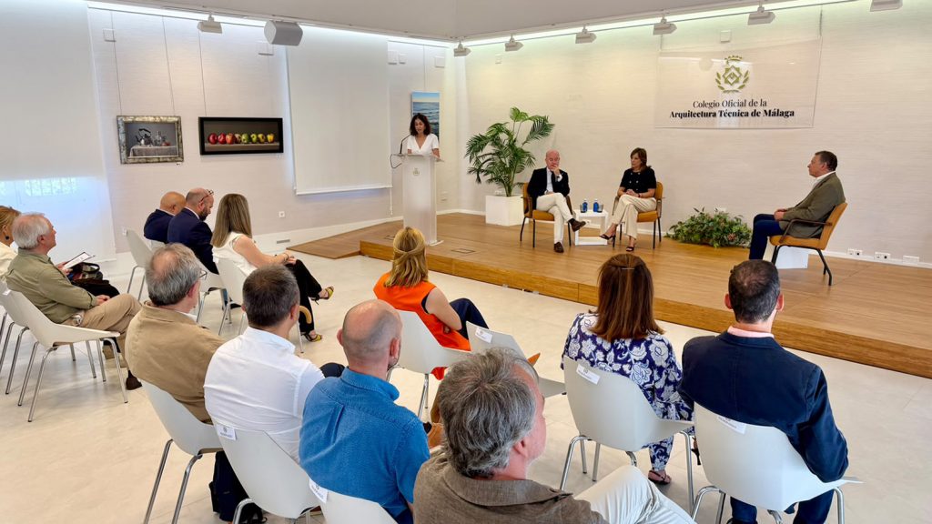 Jornada Miradas sobre el Patrimonio Histórico Arquitectónico gestión, intervención y saber organizadas por el Colegio Oficial de la Arquitectura Técnica de Málaga