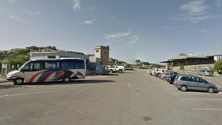 Aparcamiento del Centro de Visitantes del Torcal de Antequera