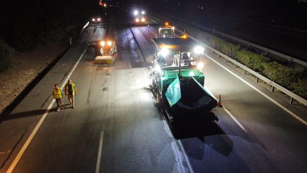 Actuaciones de reasfaltado de la autovía A-92 en Antequera