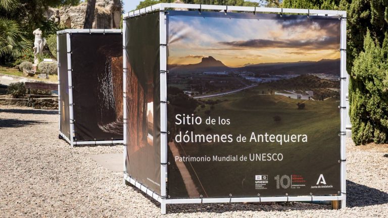 Imágenes del Sitio de los Dólmenes de Antequera en Itálica