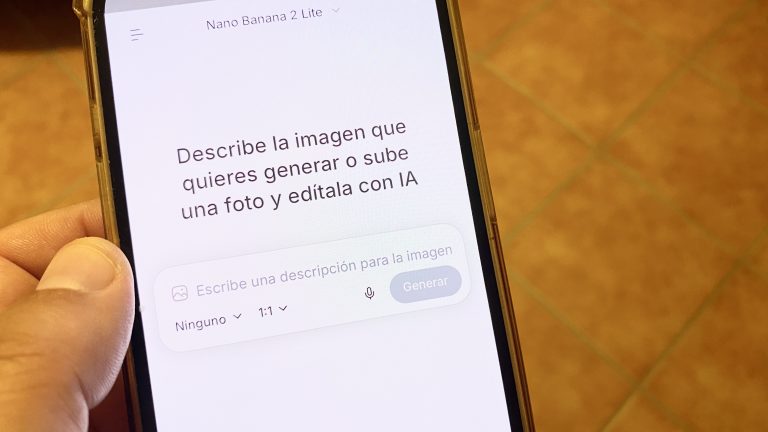 Usuario en una aplicación de IA generativa de imágenes