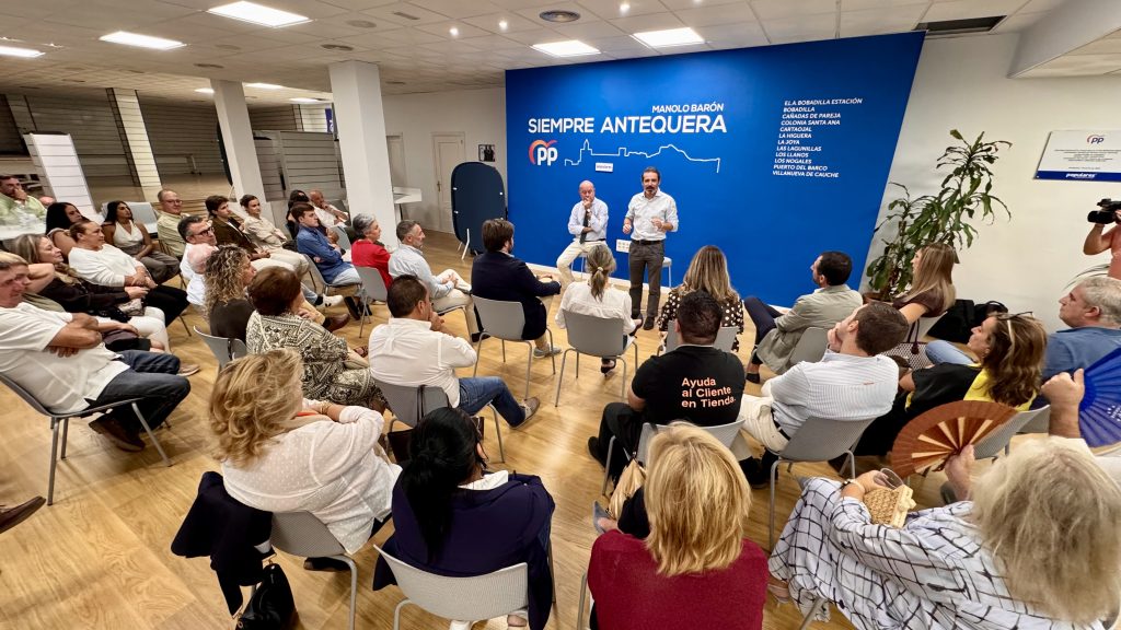 20261016 Encuentro de apoderados e interventores del PP en Antequera de cara al próximo 29N