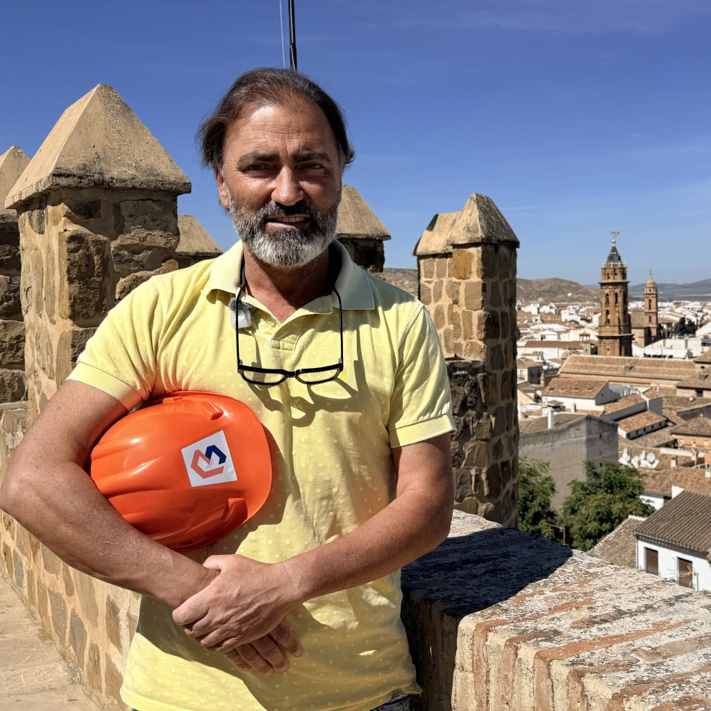 El gerente de Berköns, José Antonio Bermúdez, en el Mirador de las Almenillas de Antequera