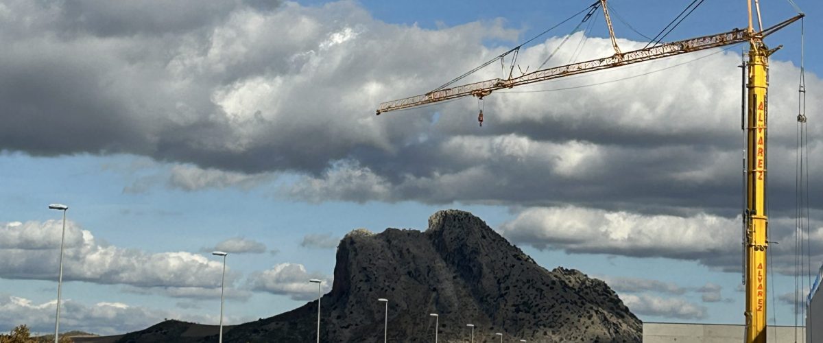 Obras para la construcción de la plataforma logística de Leroy Merlin en el Parque Empresarial de Antequera